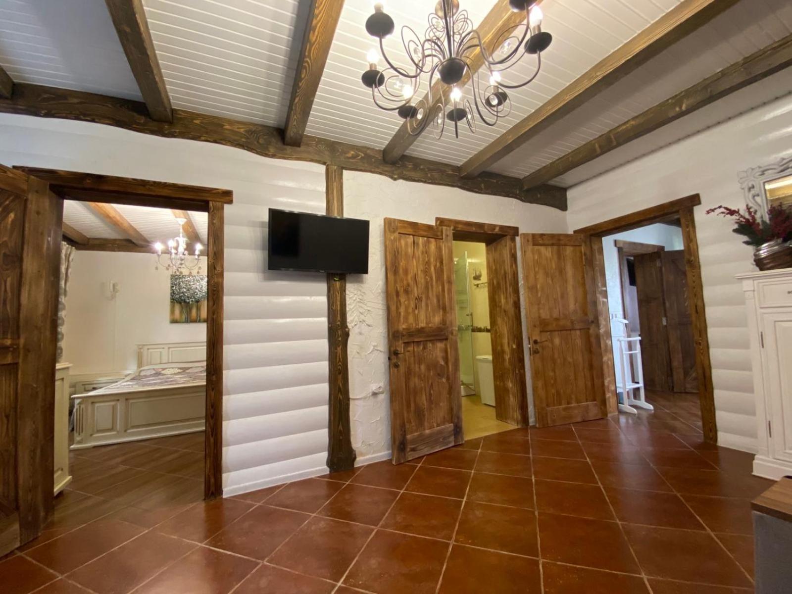 Apple House Villa Mykulychyn Exterior photo